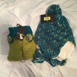 NWT Preston & York Fingerless Mittens and Hat Set
